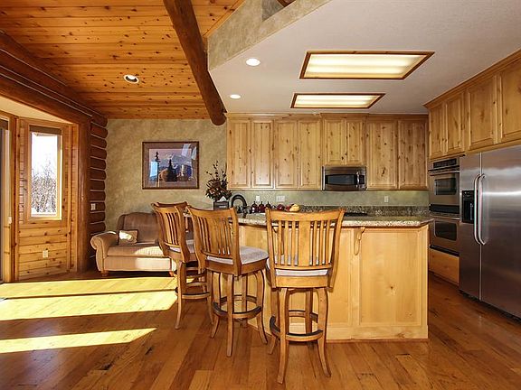 5th image of 340 Starlight Cir