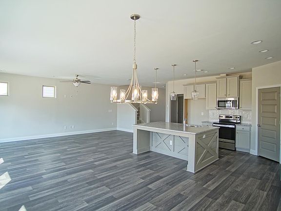 4th image of 478 Omnia Ct