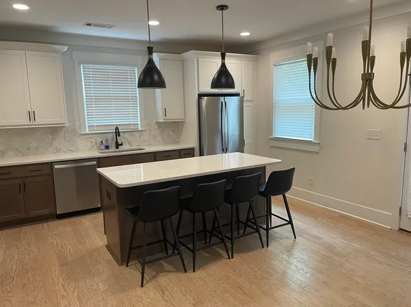 3214 McHenry Ave, Scottdale, GA 30079