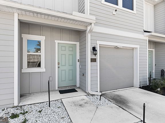 2nd image of 104 Deep Bay Cir