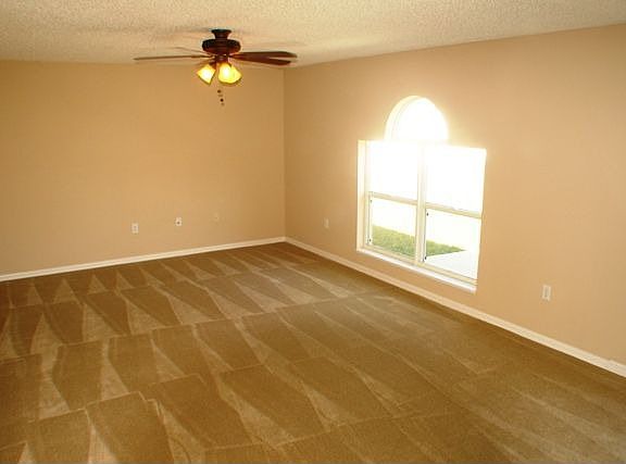 4th image of 2620 Salters Ct