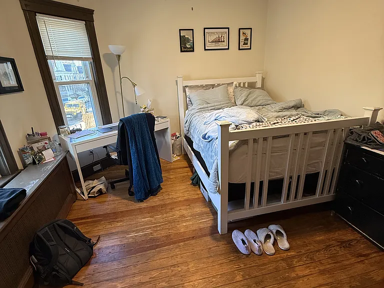 352 Main St #3 — Photo 5