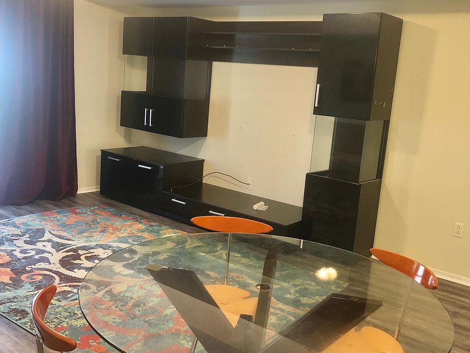 2nd image of 66 Pelican Cir #1