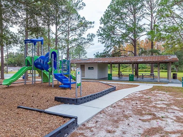 4711 Ridge Point Dr — Photo 28