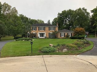 7461 Stony River Ct, Bloomfield Hills, MI 48301