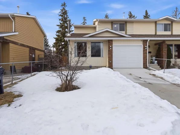 5 Wellington Cres, Spruce Grove, AB T7X 1K6