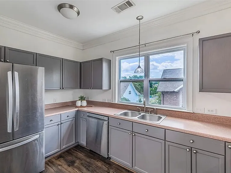 204 E Park Ave #203 — Photo 10