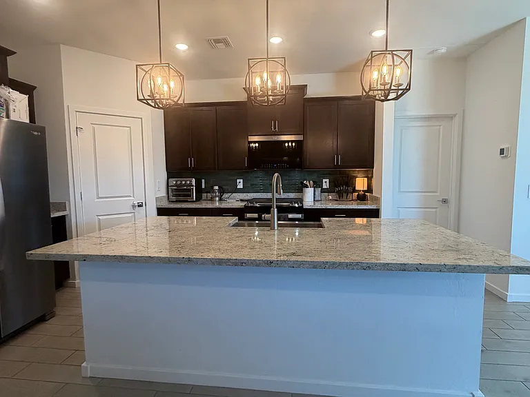 357 S Alegria Ln — Photo 7