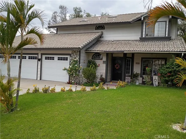 3140 Indian Canyon Ct, Highland, CA 92346