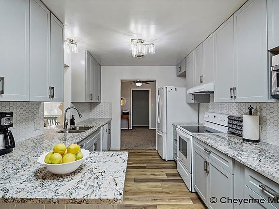 4th image of 311 Grande Vista Rd
