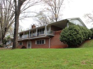 1411 Sam Lions Trl, Martinsville, VA 24112