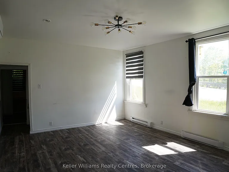 726 Berford St — Photo 11
