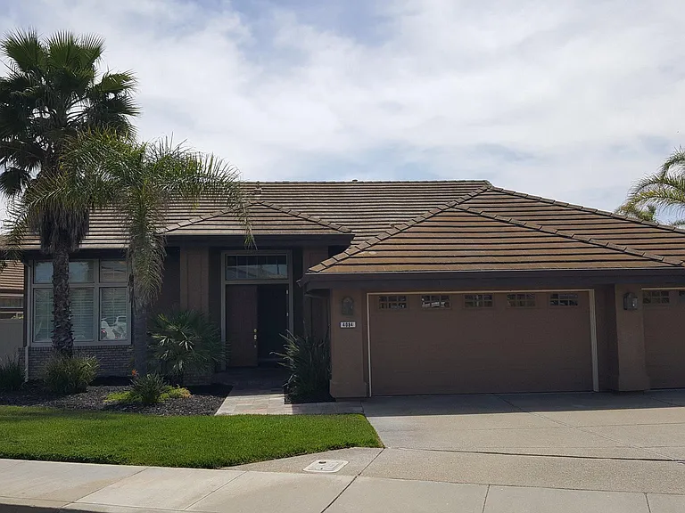 4084 Beacon Pl — Photo 2