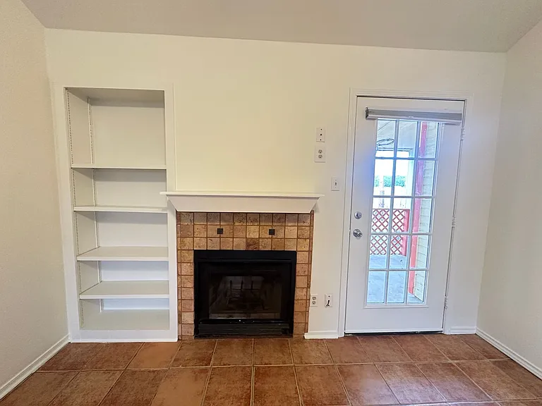 2882 Mackey Ln — Photo 5