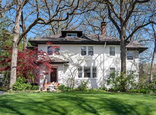 424 Yorkshire Pl, Saint Louis, MO