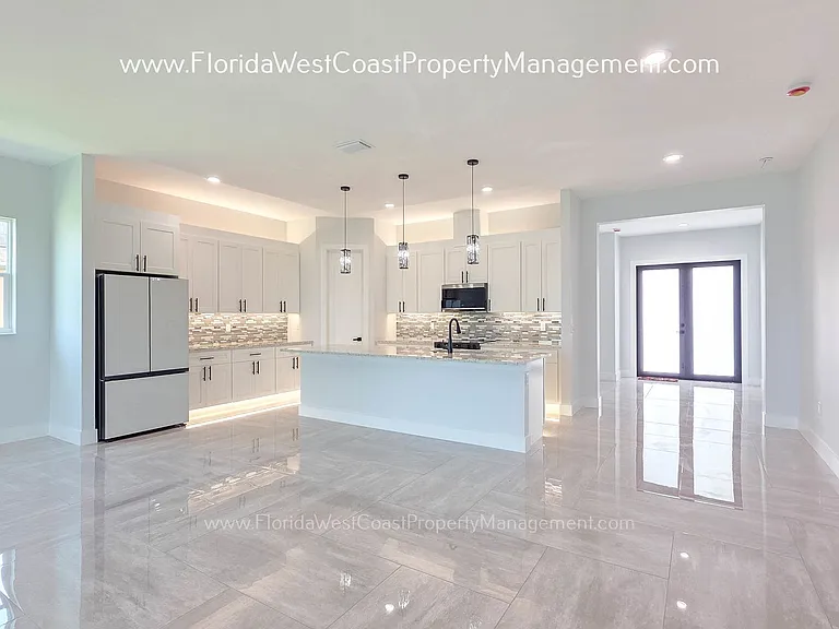 9225 Raes Creek Pl — Photo 11