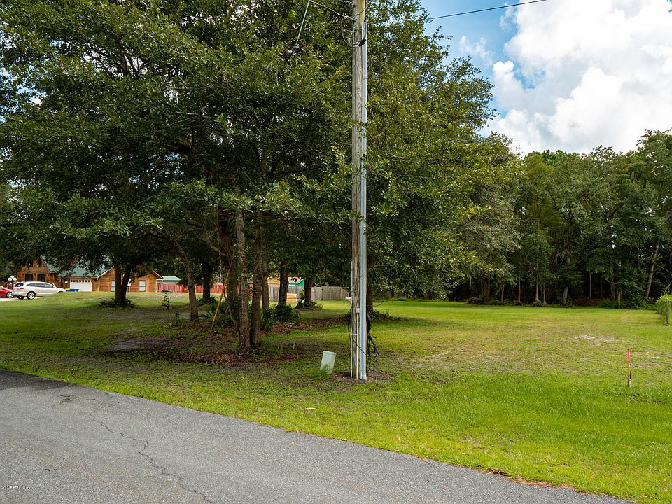 1st image of E Foxwood Heights Cir