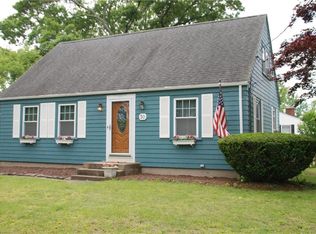30 Claris St, Warwick, RI 02889