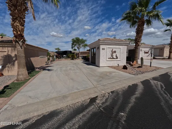 1905 Victoria Farms Rd #52, Lake Havasu City, AZ 86404
