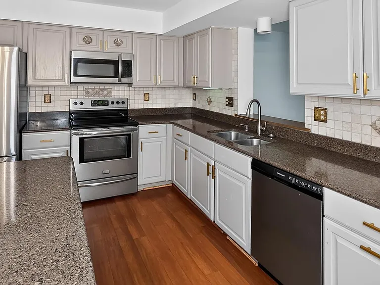 5220 Winding Star Cir — Photo 18