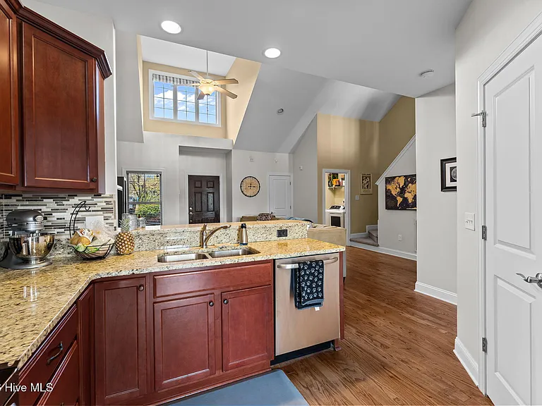 41 Cypress Cir — Photo 13