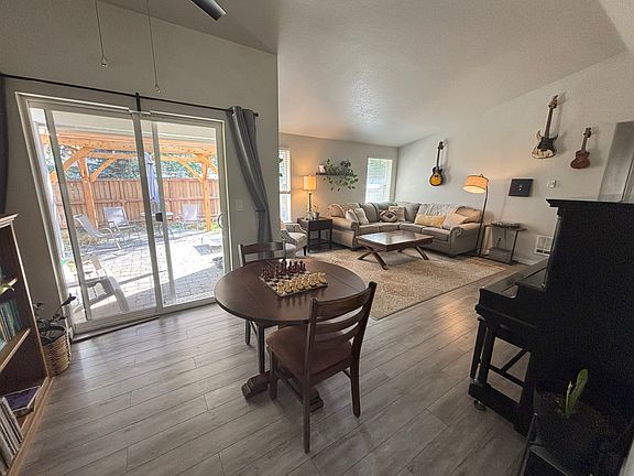 Great room, looking into back yard.