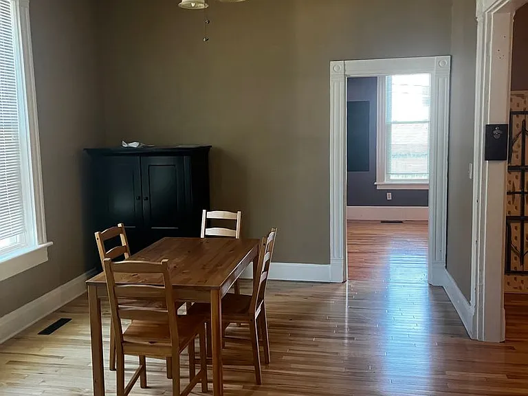 80 King Ave — Photo 11