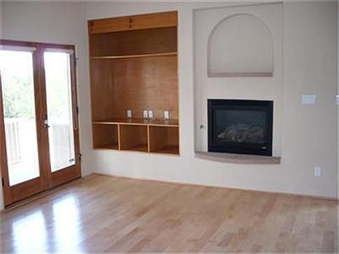 4th image of 2 Nambe Ct