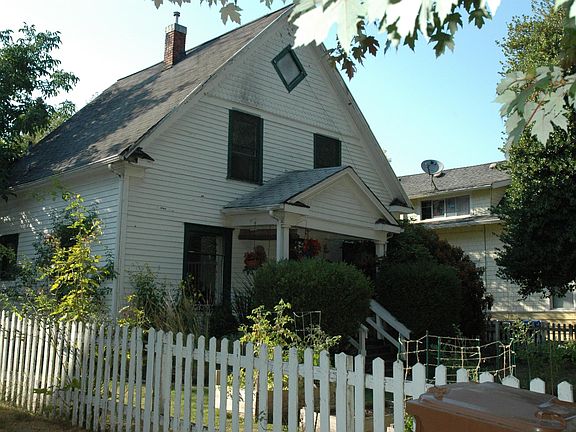 5th image of 4118 S J St