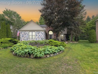 3753 Rolling Hills Rd, Orion, MI, 48359