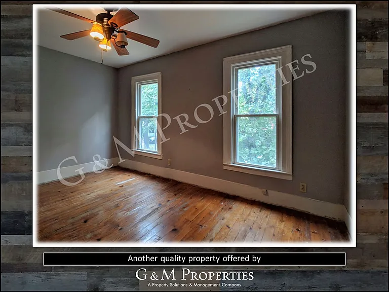 18 Hickory St — Photo 36