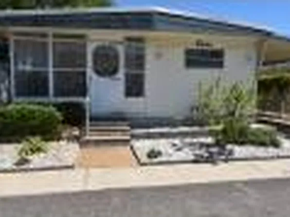 351 Mandalay Dr, Largo, FL 33770