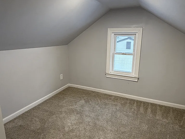 25202 Firwood Ave — Photo 8