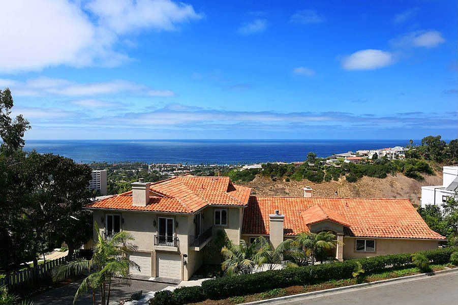 For Sale: 7902 Costebelle Way, La Jolla, CA 92037