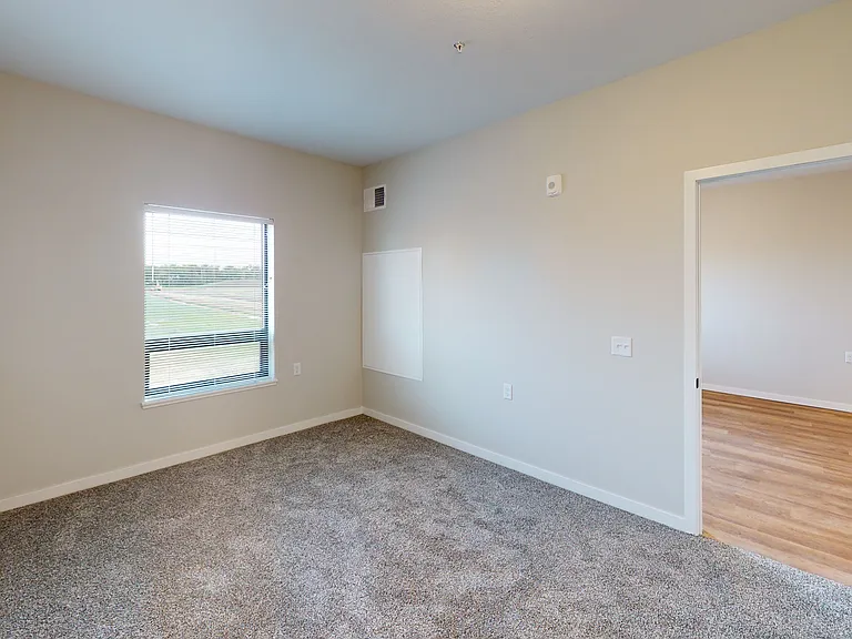 2901 S Burnsfield Ave #102 — Photo 13