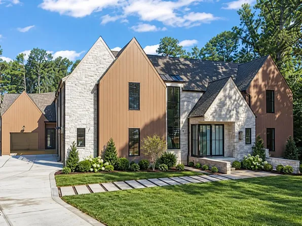 1132 Wimbleton Dr, Raleigh, NC 27609