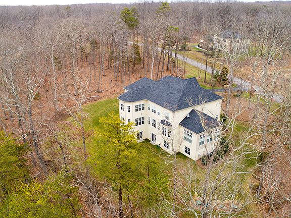 4th image of 6510 Bull Run Woods Trl