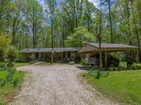 288 Knights Landing Dr, Heathsville, VA 22473