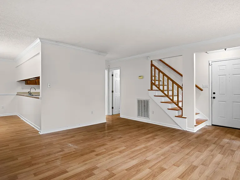 8807 Ryegate Dr — Photo 26