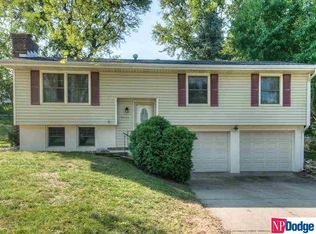 9923 Pratt St, Omaha, NE 68134