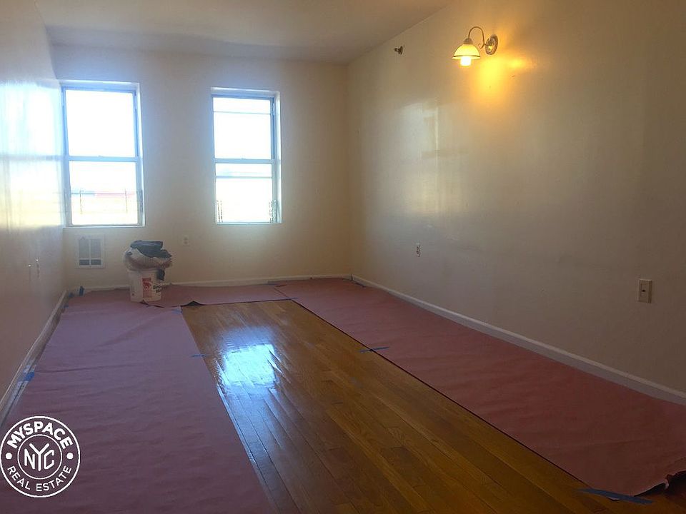 2nd image of 792 Sterling Pl APT 2o