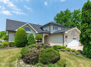 8790 W 103rd St, Palos Hills, IL 60465