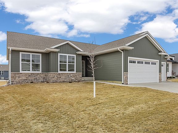 3rd image of 1297 Hickory Ridge Dr