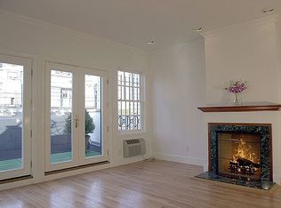 312 E 82nd St #5FPH, New York, NY 10028