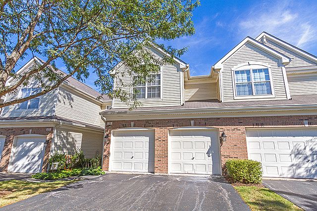 1st image of 33 Egg Harbour Ct #33