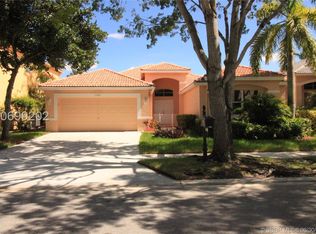 4328 Fox Ridge Dr, Fort Lauderdale, FL 33331