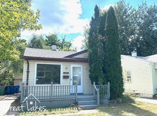 11252 Lozier Ave, Warren, MI 48089