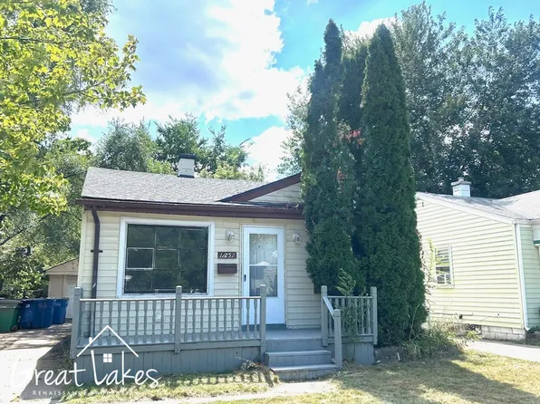 11252 Lozier Ave, Warren, MI 48089