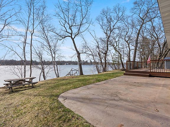 2nd image of 24975 Peavy Lake Dr