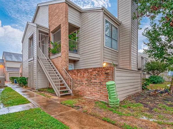 6701 Sands Point Drive #34, Houston, TX 77074
